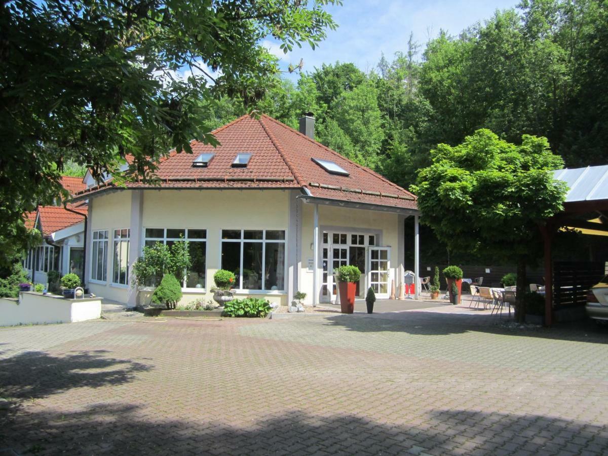 Hotel Postkeller Krumbach Kültér fotó