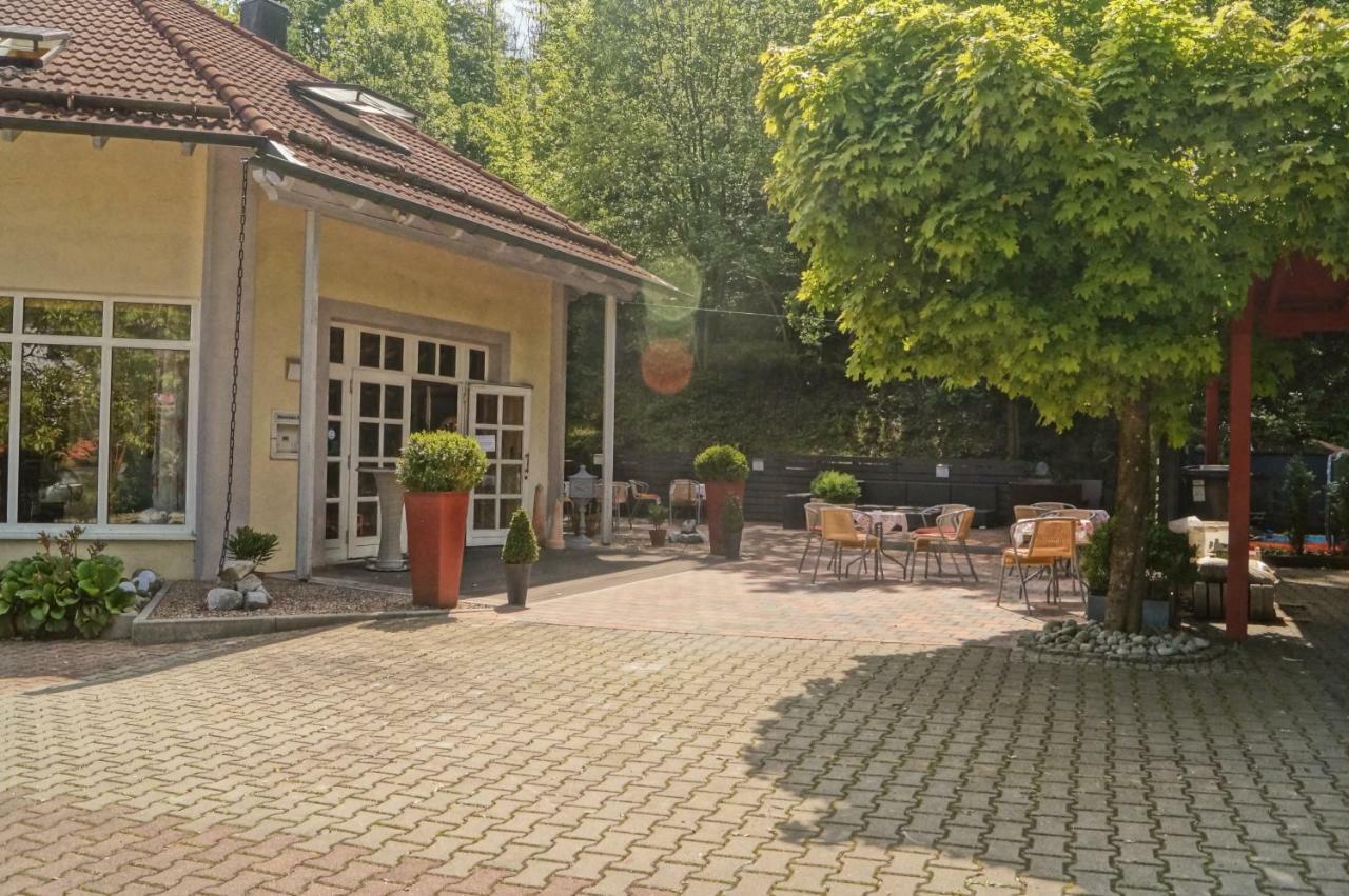 Hotel Postkeller Krumbach Kültér fotó
