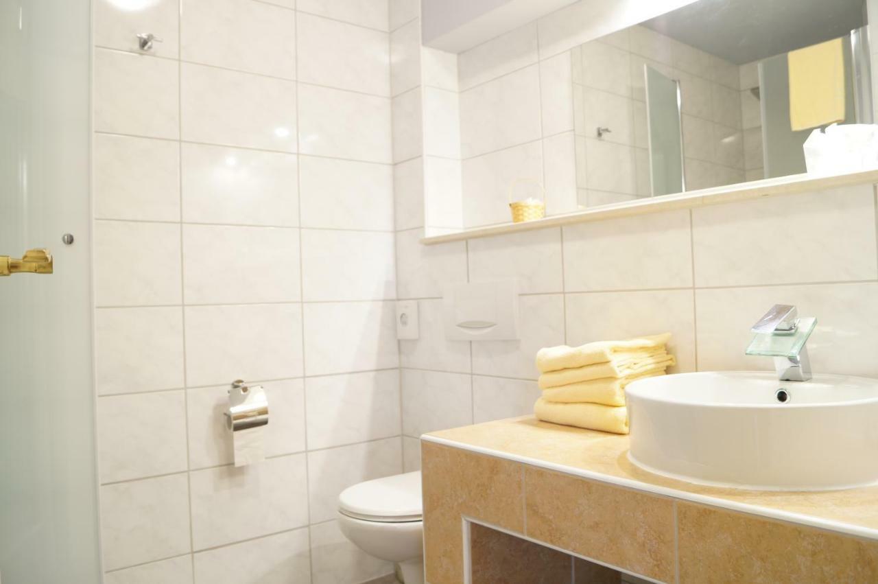 Hotel Postkeller Krumbach Kültér fotó
